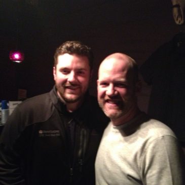 PODCAST: Chris Young Chats With Drew Backstage At Joe’s Bar!