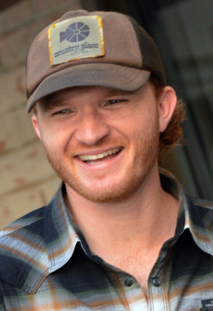 VIDEO: Eric Paslay Gets Us Ready For Friday Night!
