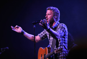 Dierks Surprises A YouTube Star With ACM Tickets!